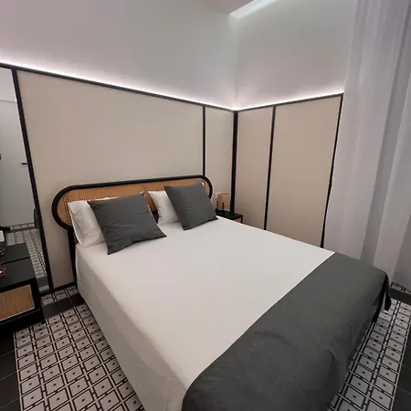 Domus Maria Vittoria Tatil Evi *